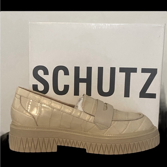 Schutz Viola Crocodile Embossed Leather Shoe - Picture 1 of 7